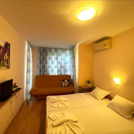 Apartament Holiday-orchid Menada